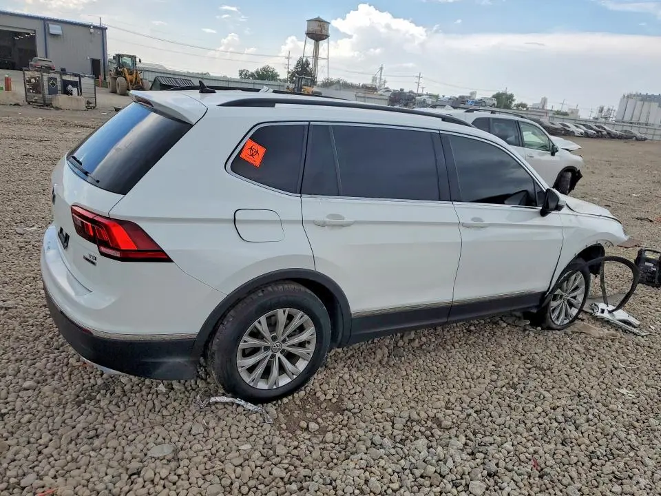2018 VOLKSWAGEN TIGUAN SE  