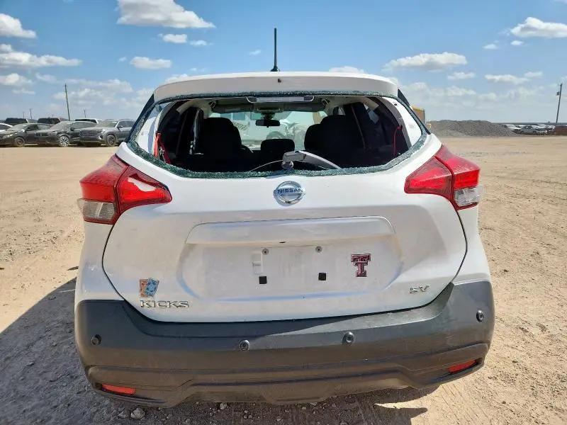 2020 NISSAN KICKS SV  