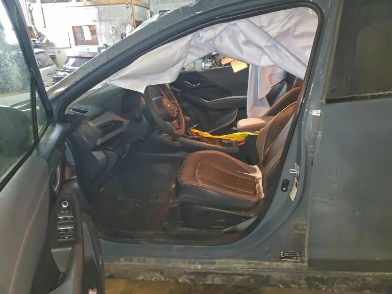 2025 SUBARU CROSSTREK LIMITED  