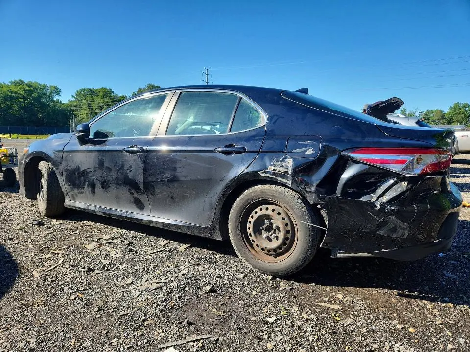 2019 TOYOTA CAMRY LE  