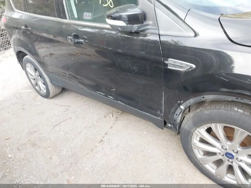 2017 FORD ESCAPE TITANIUM