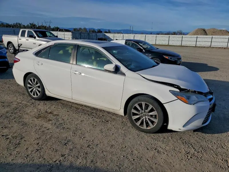2016 TOYOTA CAMRY XSE  