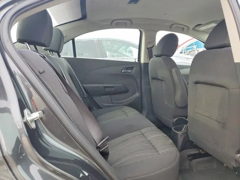 2017 CHEVROLET SONIC LT  