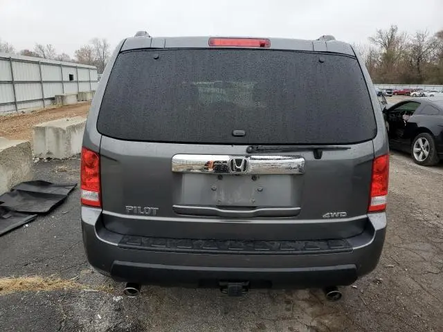 2011 HONDA PILOT EXLN  