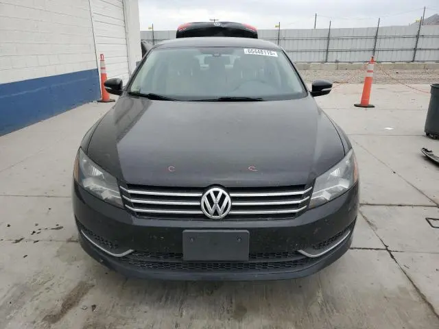 2015 VOLKSWAGEN PASSAT SE  