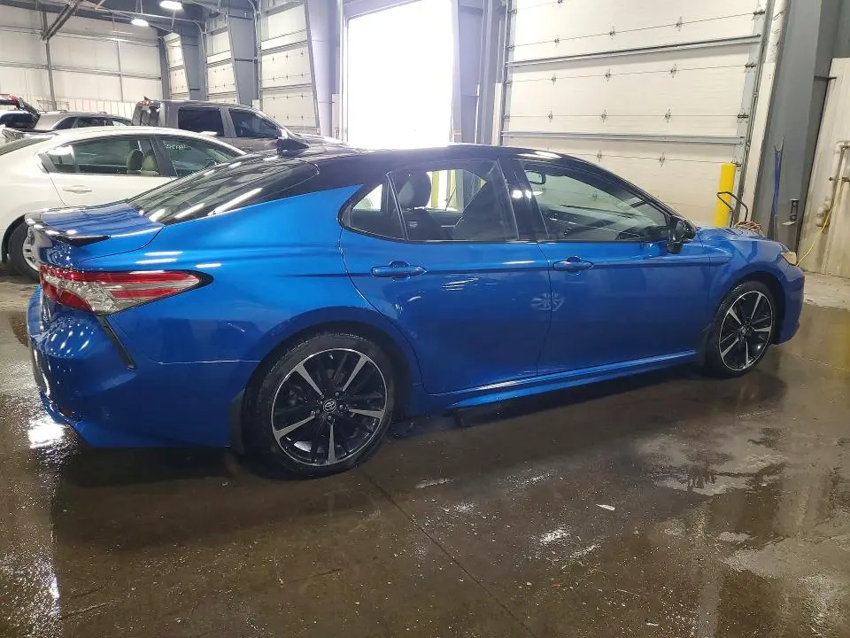 2018 TOYOTA CAMRY XSE  