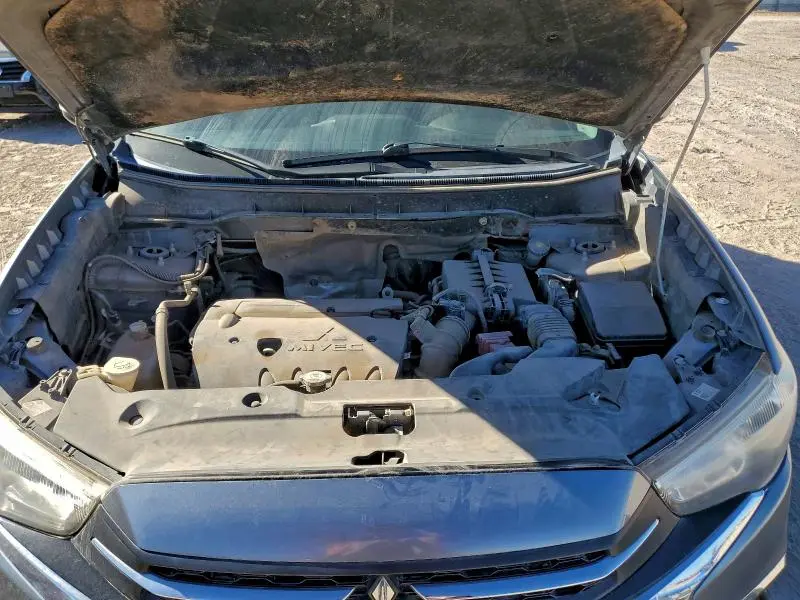 2019 MITSUBISHI OUTLANDER SPORT ES  