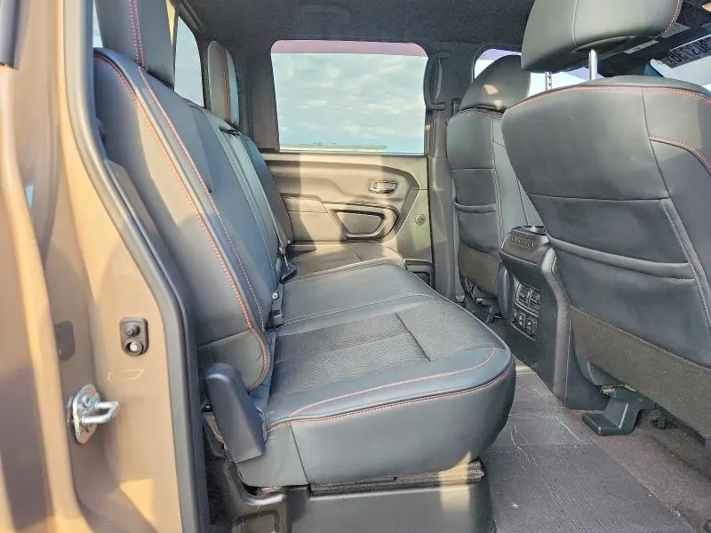 2021 NISSAN TITAN PRO-4X  