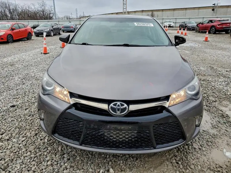 2017 TOYOTA CAMRY LE  