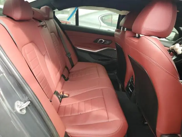 2024 BMW 330XI