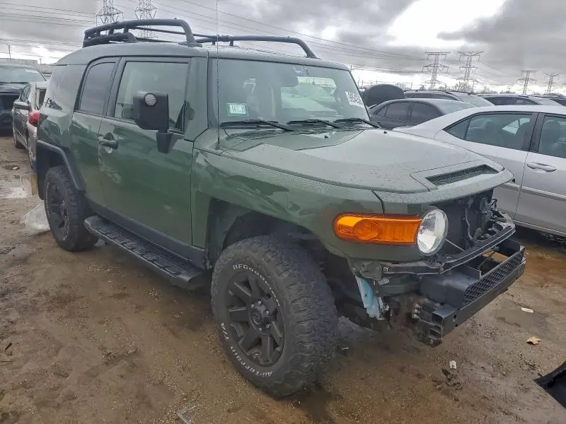 2014 TOYOTA FJ CRUISER   