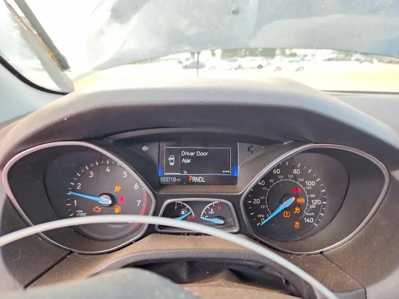 2018 FORD FOCUS SE  