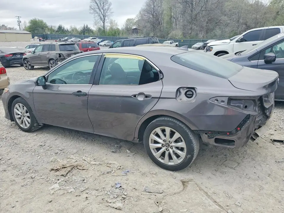 2019 TOYOTA CAMRY LE  