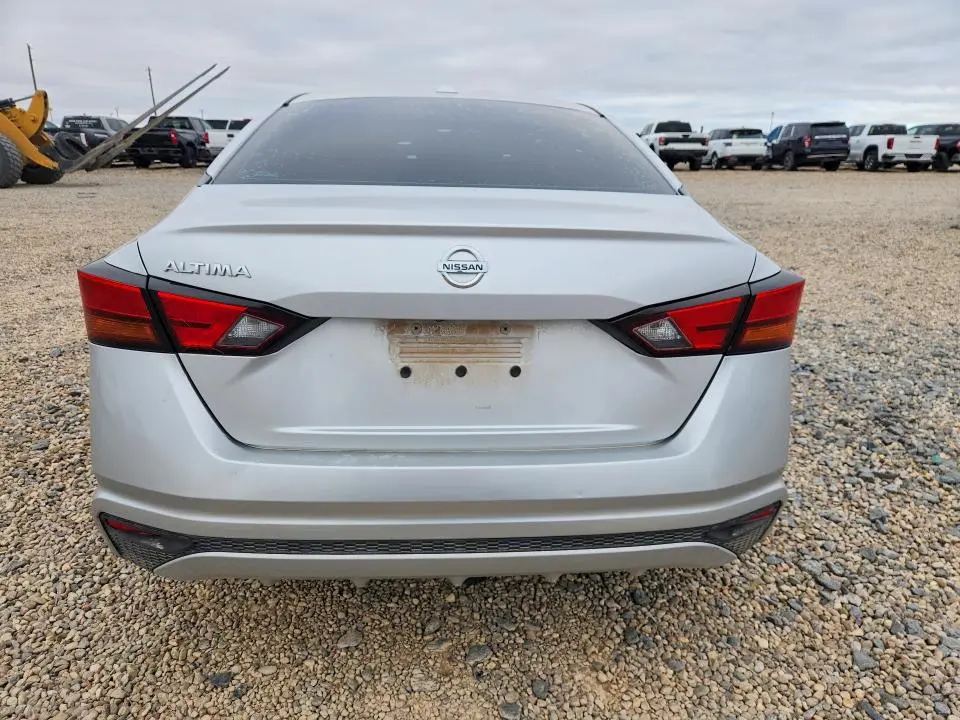 2019 NISSAN ALTIMA S  