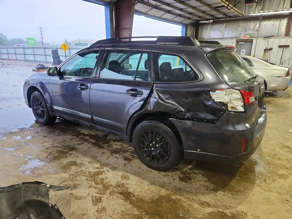 2010 SUBARU OUTBACK 2.5I  