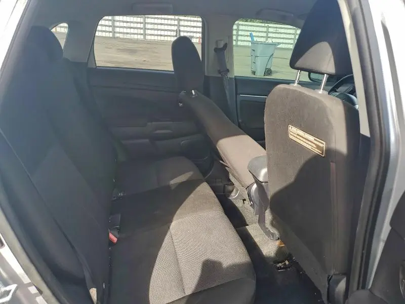 2011 MITSUBISHI OUTLANDER SPORT ES  