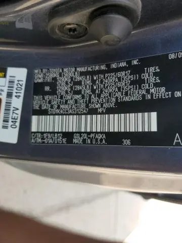 2010 TOYOTA SIENNA XLE  