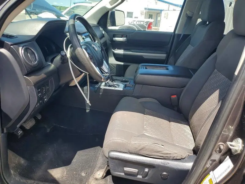 2018 TOYOTA TUNDRA CREWMAX SR5  