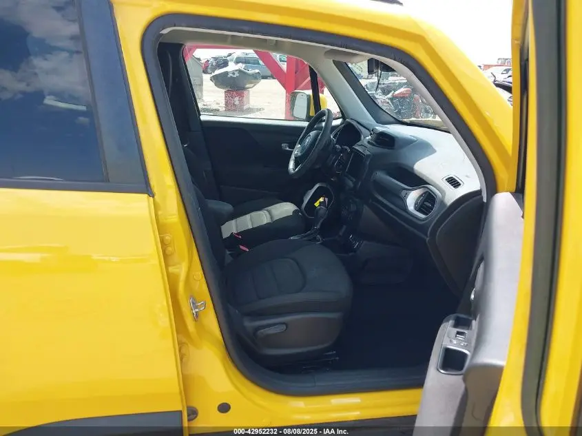 2018 JEEP RENEGADE LATITUDE FWD