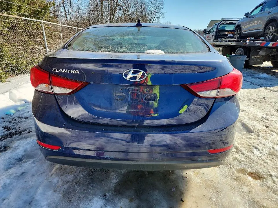 2014 HYUNDAI ELANTRA SE  