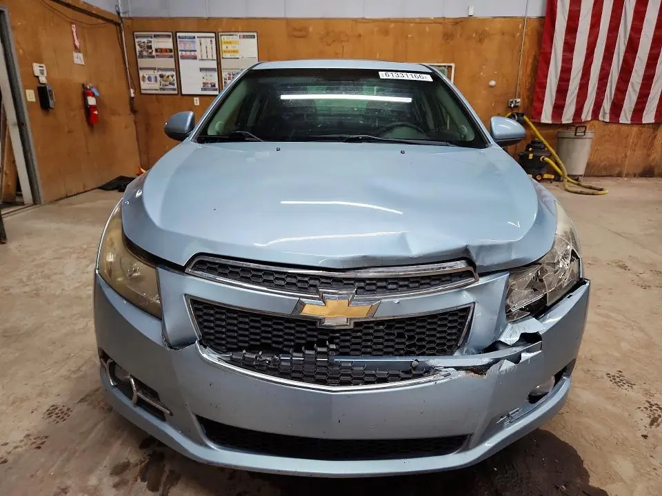 2012 CHEVROLET CRUZE LT  