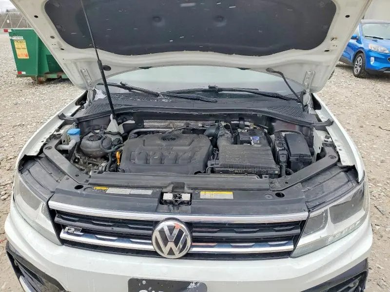 2020 VOLKSWAGEN TIGUAN SE  