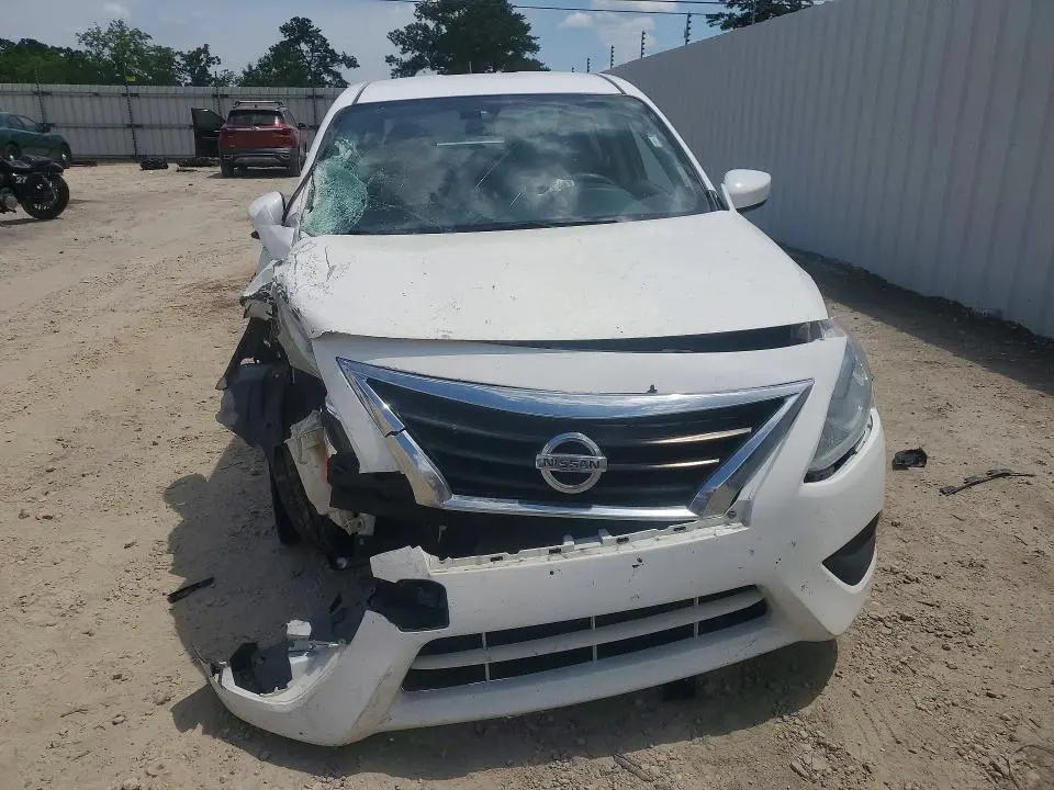 2017 NISSAN VERSA 1.6 SV  
