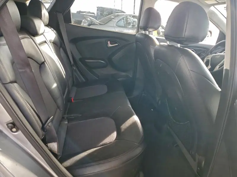 2013 HYUNDAI TUCSON GLS  