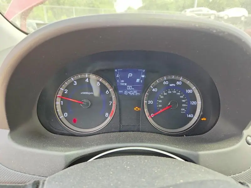 2012 HYUNDAI ACCENT GLS  