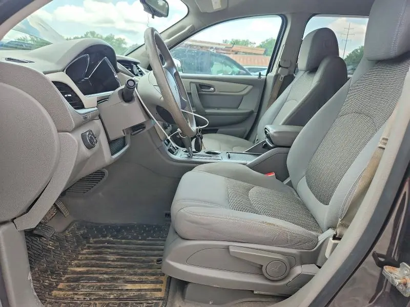 2017 CHEVROLET TRAVERSE LS  
