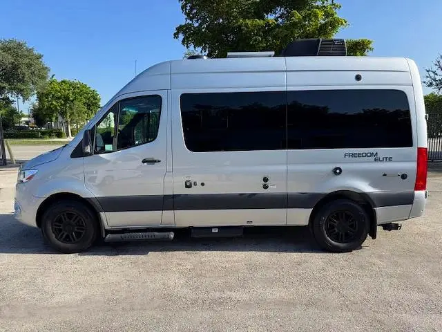 2022 MERCEDES-BENZ SPRINTER 2500  