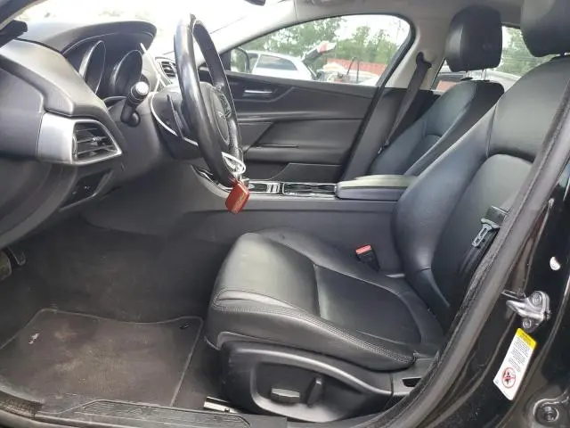 2017 JAGUAR XE PREMIUM  