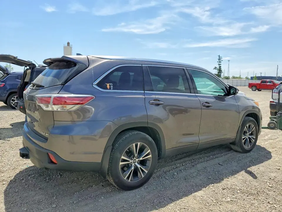 2016 TOYOTA HIGHLANDER XLE  