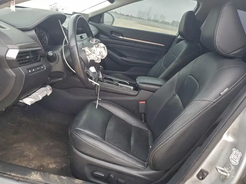 2023 NISSAN ALTIMA SL  