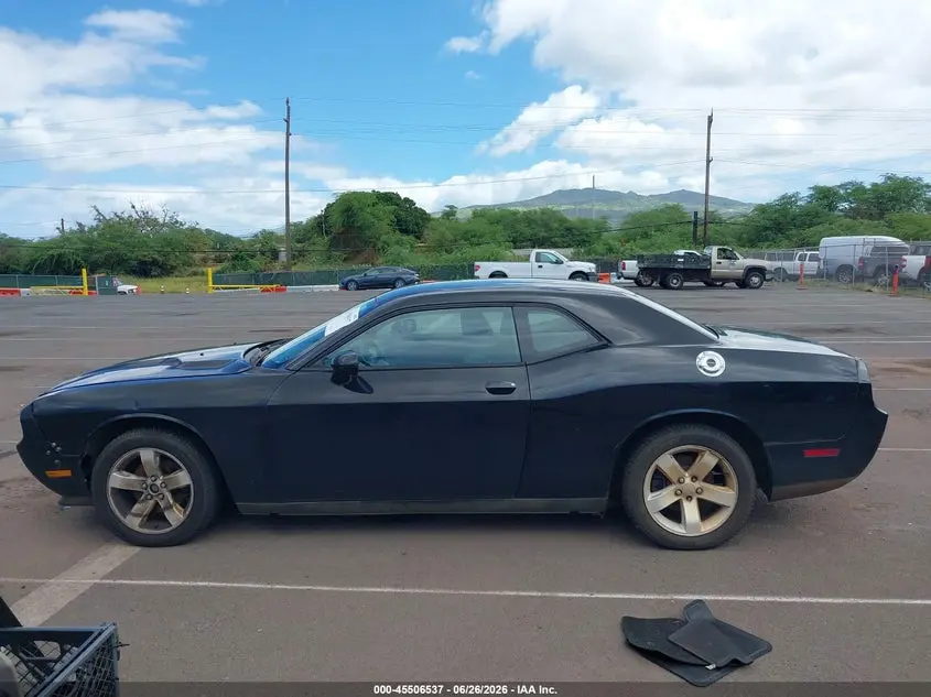 2011 DODGE CHALLENGER  