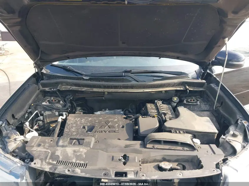 2017 MITSUBISHI OUTLANDER SE