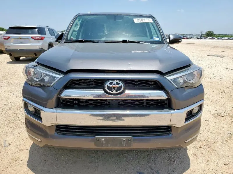 2016 TOYOTA 4RUNNER SR5  