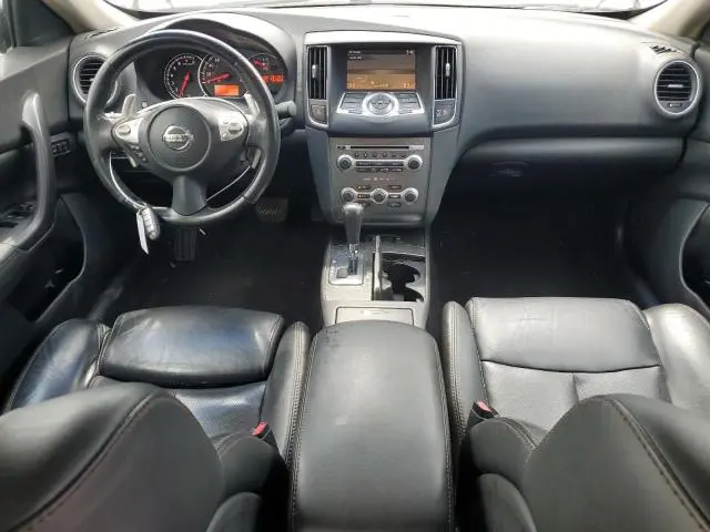 2010 NISSAN MAXIMA S  