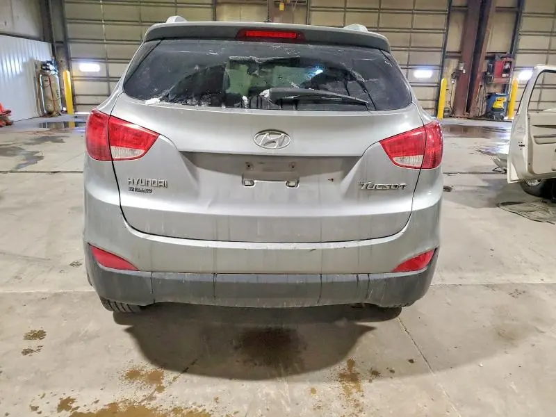 2010 HYUNDAI TUCSON GLS  