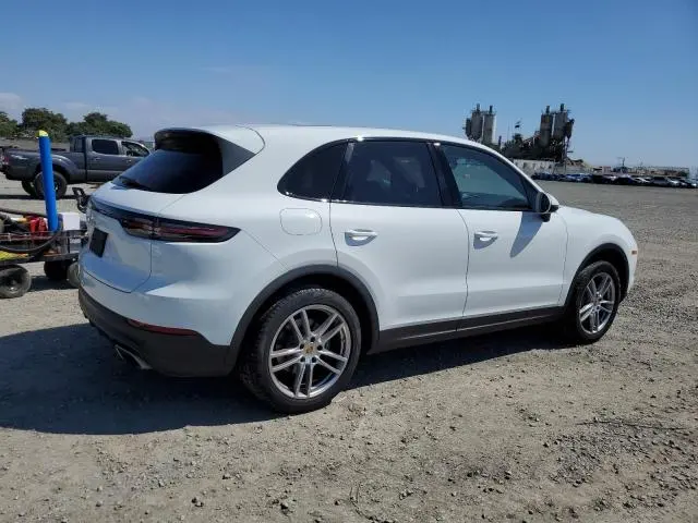 2019 PORSCHE CAYENNE   