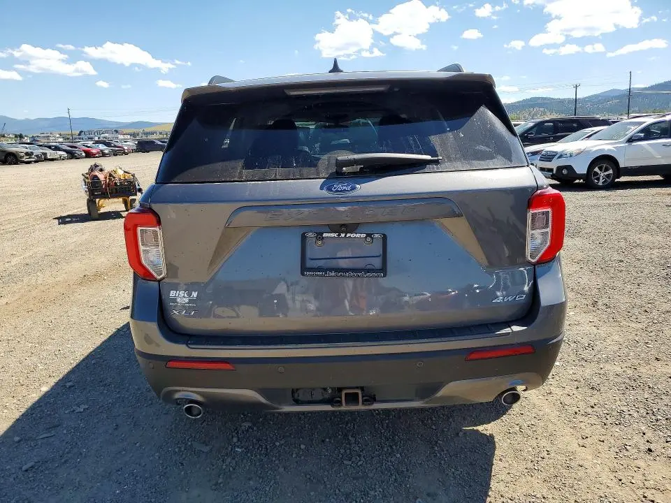 2022 FORD EXPLORER XLT  