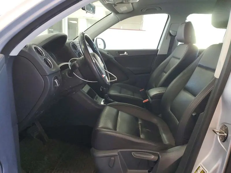 2015 VOLKSWAGEN TIGUAN S  
