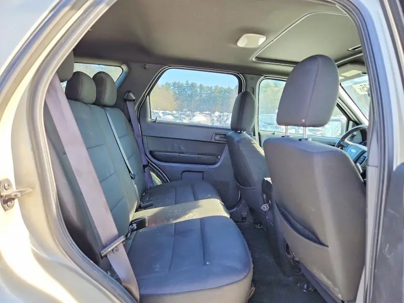 2012 FORD ESCAPE XLT  
