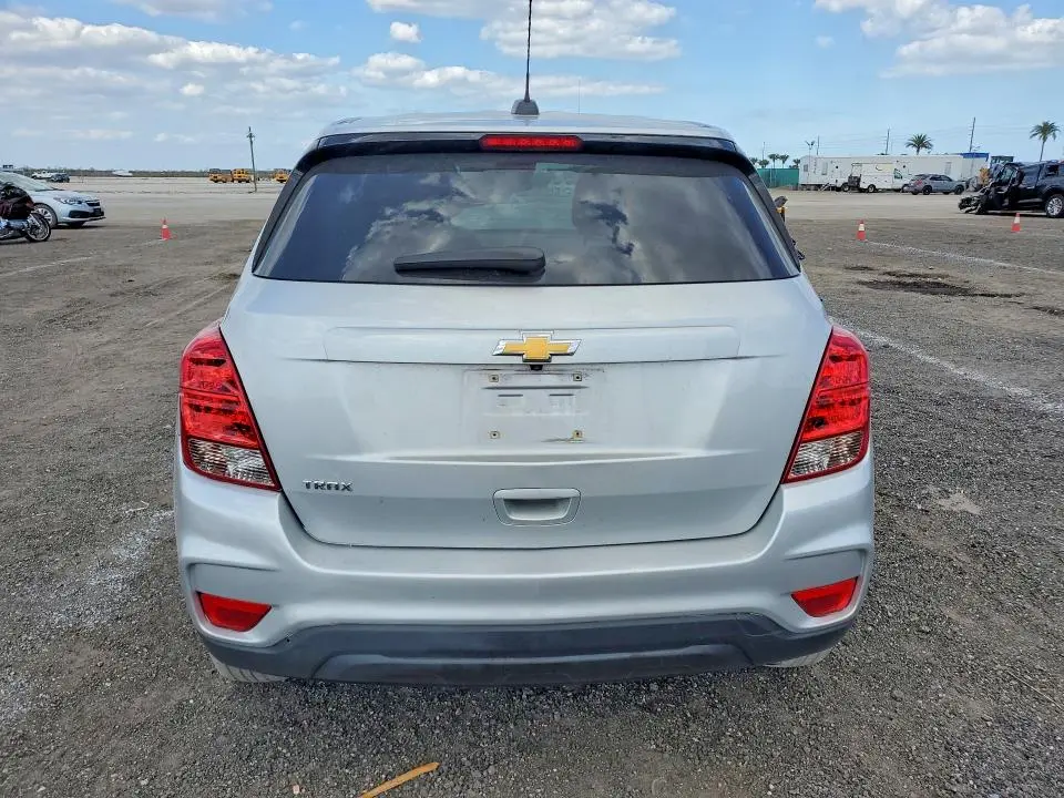 2021 CHEVROLET TRAX LS  