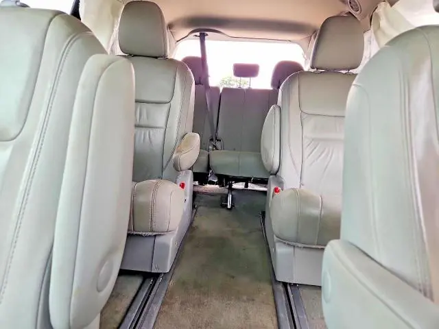 2015 TOYOTA SIENNA XLE PREMIUM 7-PASSENGER  