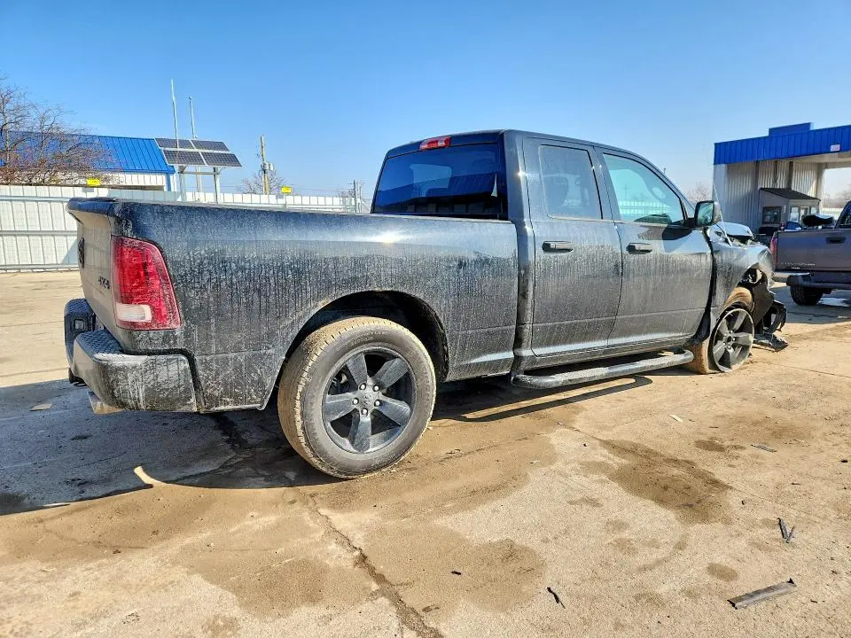 2014 RAM 1500 ST  