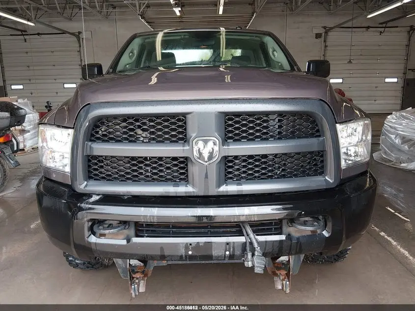 2018 RAM 2500 TRADESMAN  4X4 8' BOX