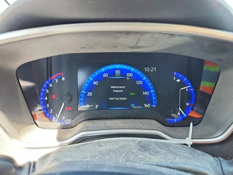 2020 TOYOTA COROLLA XLE  