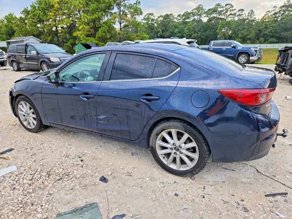 2017 MAZDA 3 TOURING  