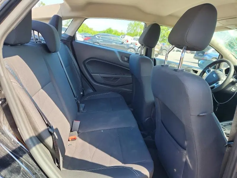 2018 FORD FIESTA SE  